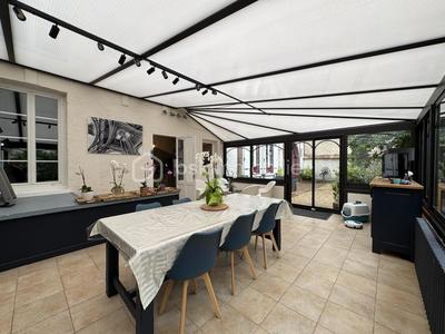 Maison de ville - 295 m² - 10 pièces