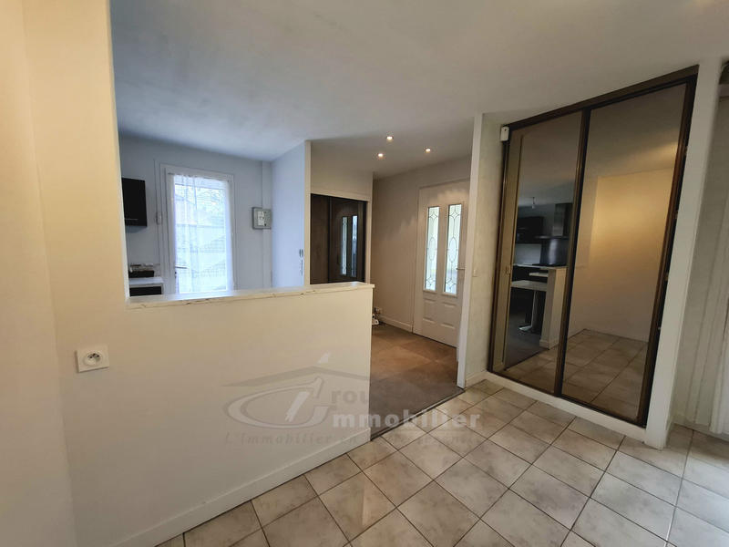Maison - 102 m² - 4 pièces