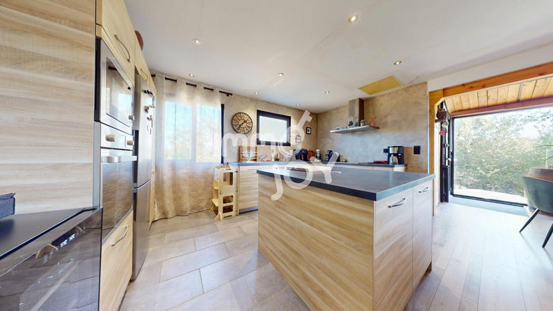 Maison - 117 m² - 4 pièces