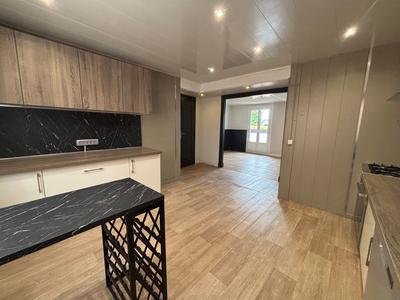 Maison - 76 m² - 3 pièces