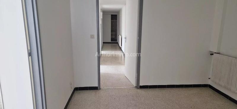 Appartement - 97 m² - 4 pièces