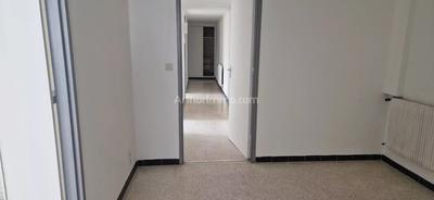 Appartement - 97 m² - 4 pièces