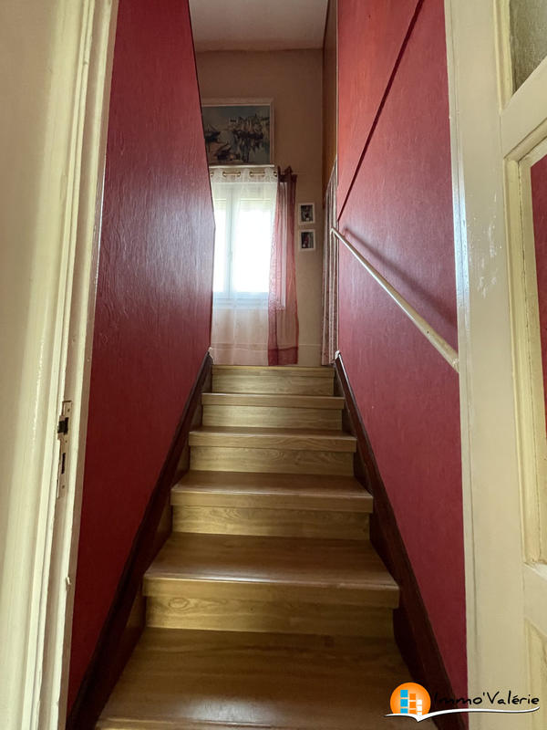 Maison - 140 m² - 6 pièces