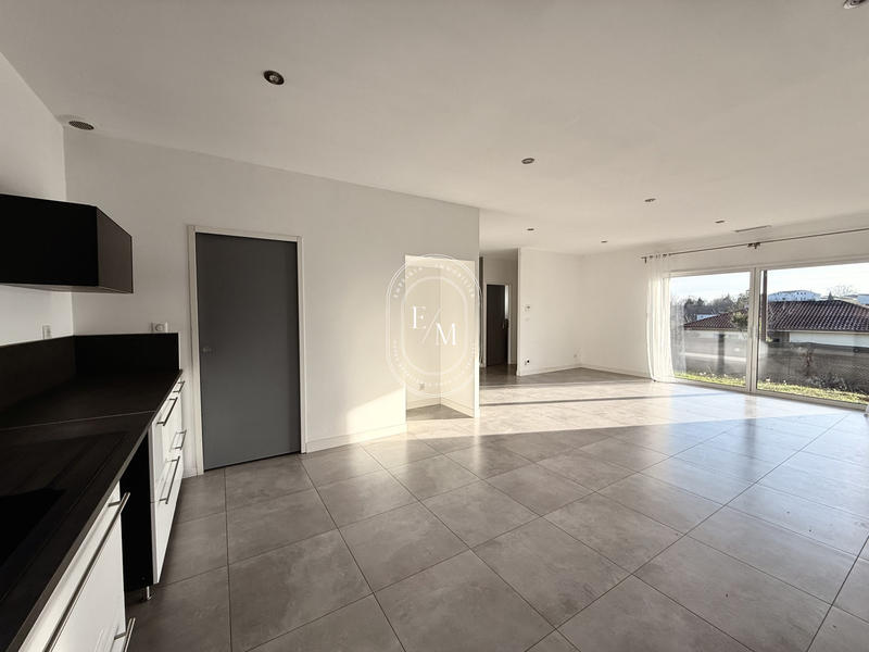 Maison - 123 m² - 4 pièces