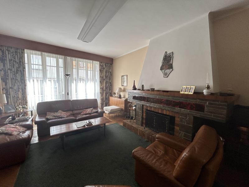 Maison traditionnelle - 188 m² - 7 pièces