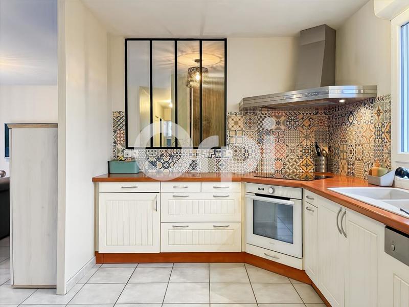 Maison - 98 m² - 4 pièces