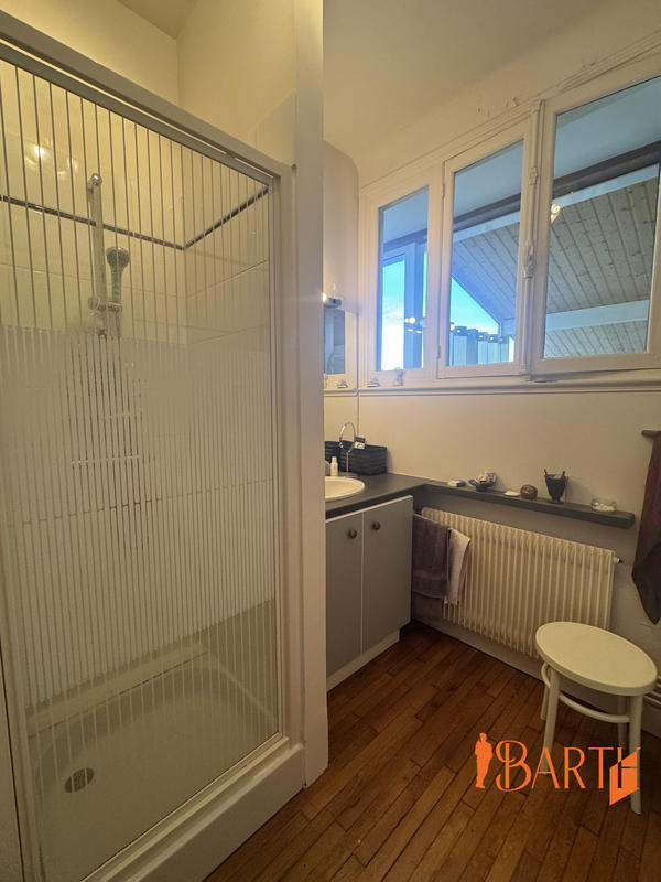 Appartement - 140 m² - 5 pièces