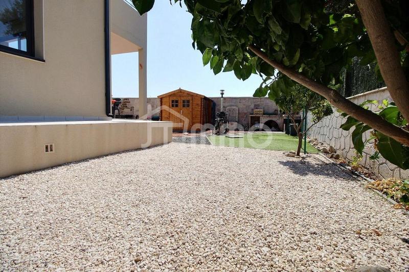 Villa - 119 m² - 5 pièces