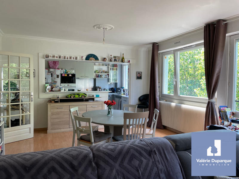 Appartement - 101 m² - 4 pièces