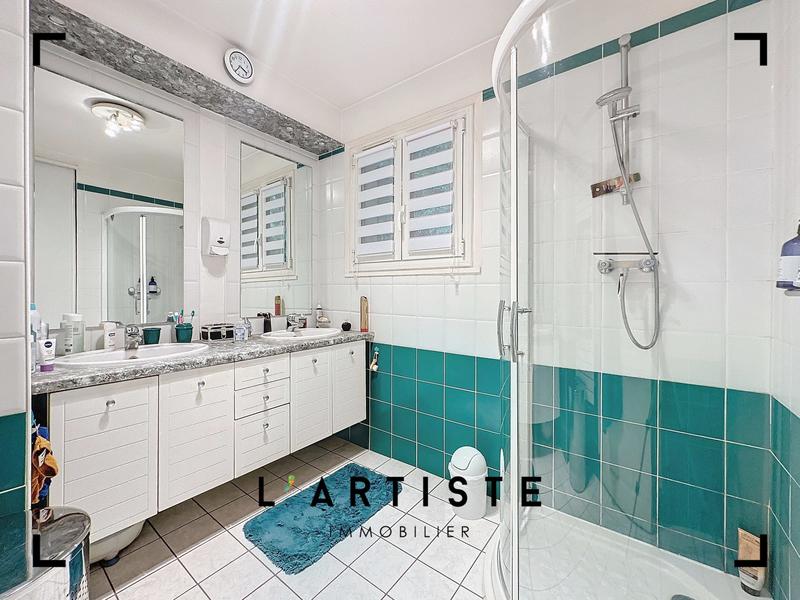 Maison - 188 m² - 7 pièces