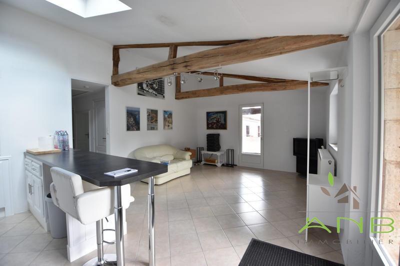 Maison - 286 m² - 6 pièces