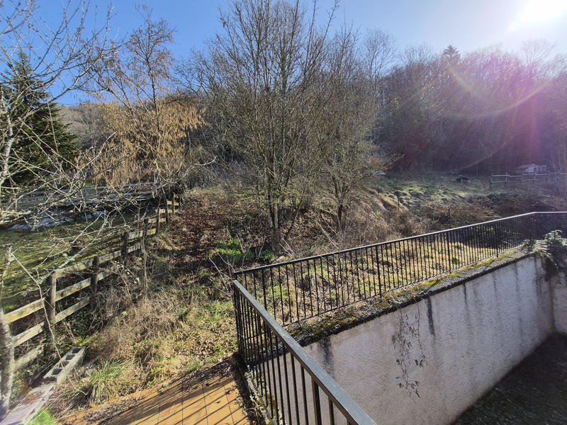 Immeuble - 85 m² - 3 pièces