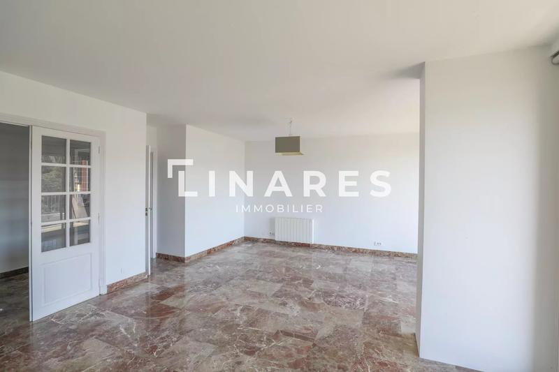 Appartement - 80 m² - 3 pièces