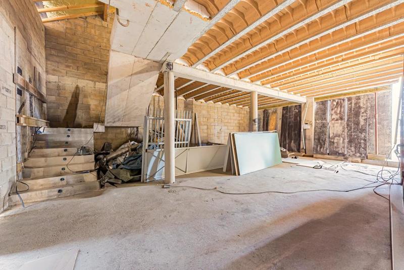 Maison - 270 m² - 7 pièces