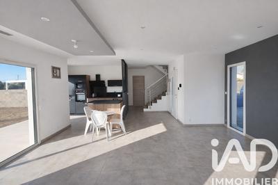 Maison - 110 m² - 4 pièces