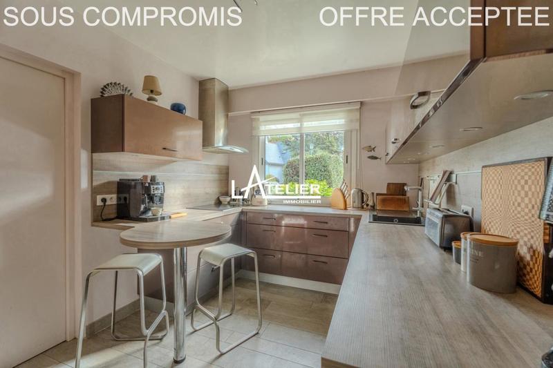Maison - 230 m² - 8 pièces