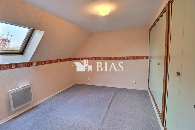 Maison - 104 m² - 5 pièces