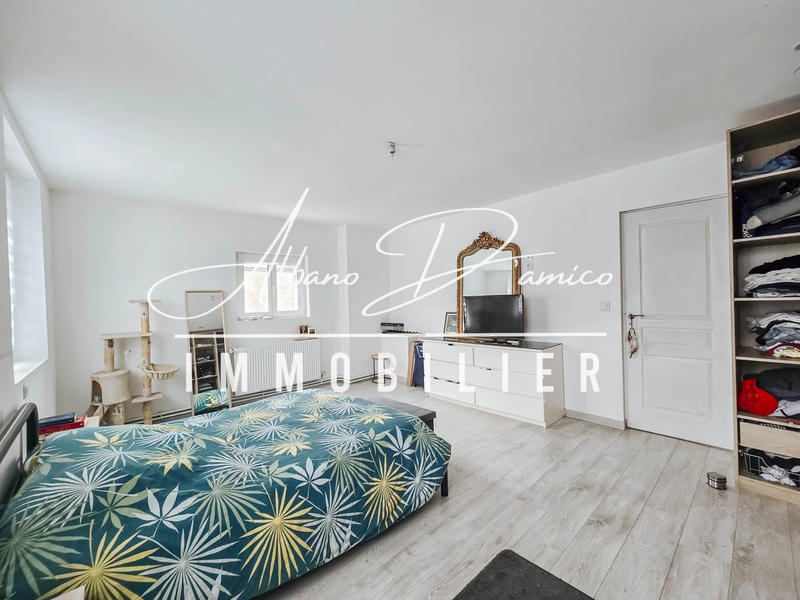 Maison - 132 m² - 7 pièces