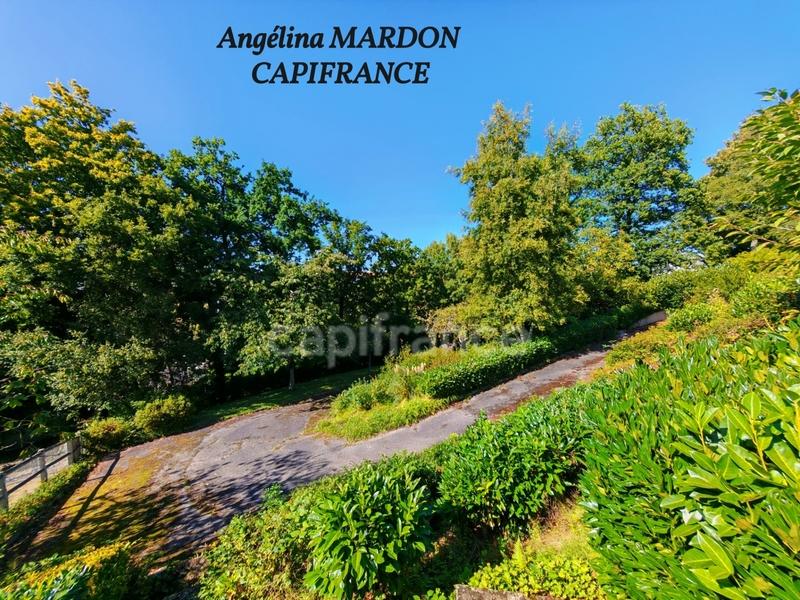 Maison - 169 m² - 6 pièces