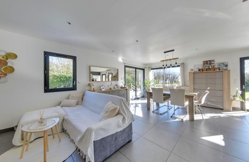 Maison - 98 m² - 4 pièces