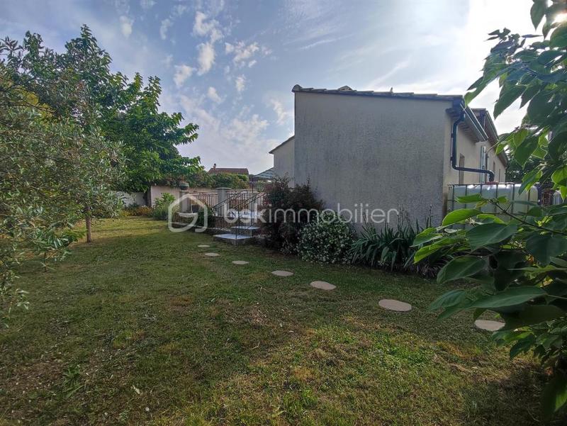 Villa - 100 m² - 5 pièces