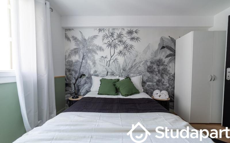 Chambre - 14 m² - 1 pièce