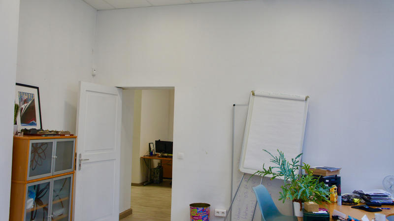 Bureau - 115 m² - 5 pièces