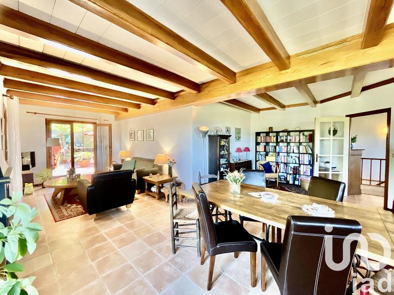 Maison - 217 m² - 4 pièces