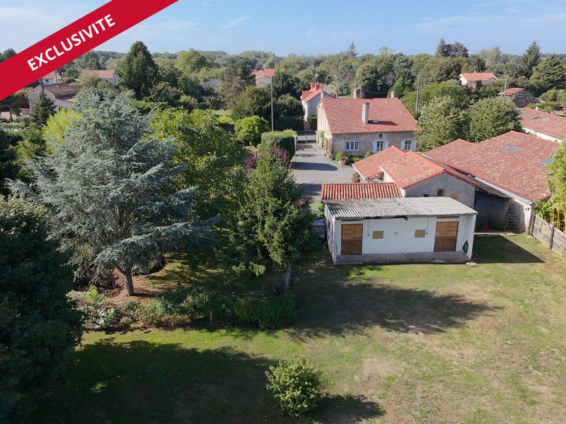 Maison - 210 m² - 7 pièces