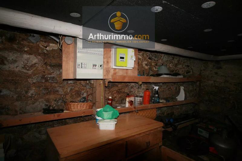 Maison - 96 m² - 7 pièces