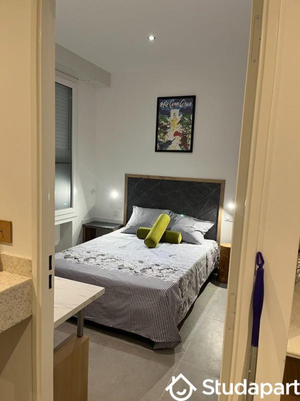 Chambre - 10 m² - 1 pièce