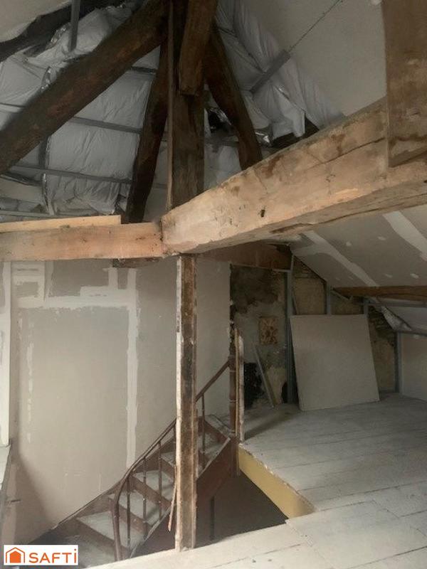 Maison - 270 m² - 15 pièces