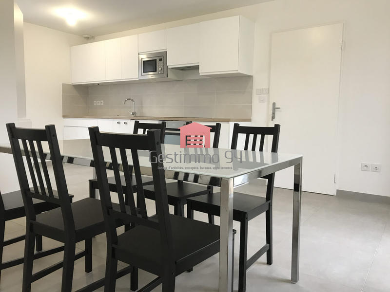 Maison contemporaine - 110 m² - 5 pièces