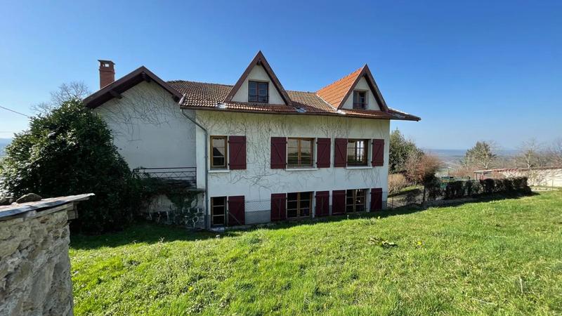 Maison - 251 m² - 13 pièces