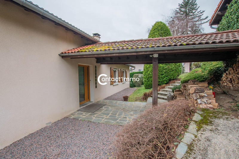 Maison - 210 m² - 6 pièces