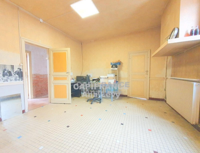 Maison traditionnelle - 165 m² - 6 pièces