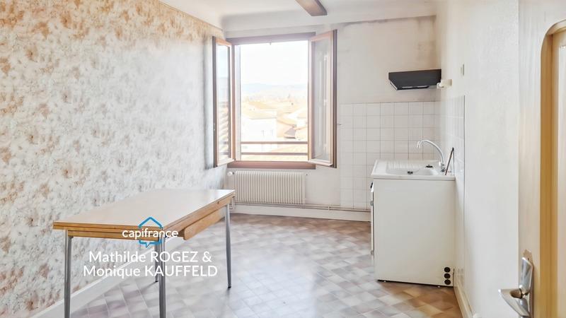 Maison de village - 280 m² - 12 pièces