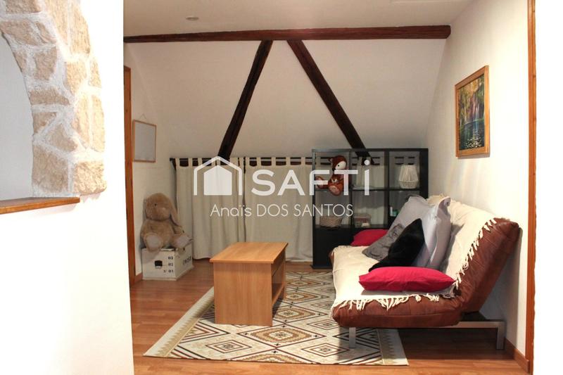 Maison - 242 m² - 8 pièces