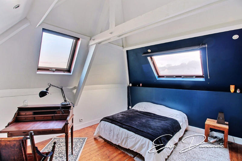 Maison - 203 m² - 7 pièces