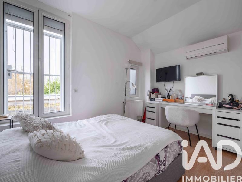 Maison de maîtres - 230 m² - 12 pièces