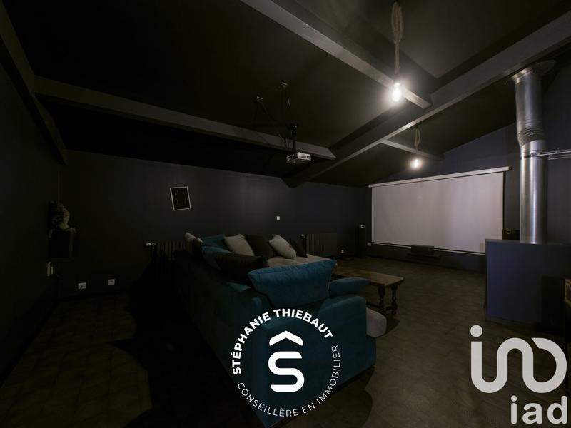 Maison - 212 m² - 8 pièces