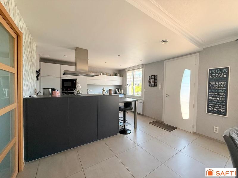 Maison - 108 m² - 5 pièces