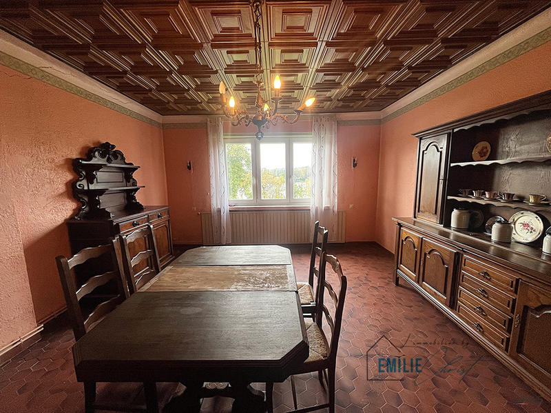 Maison - 146 m² - 7 pièces