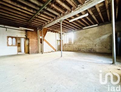 Maison - 140 m² - 8 pièces