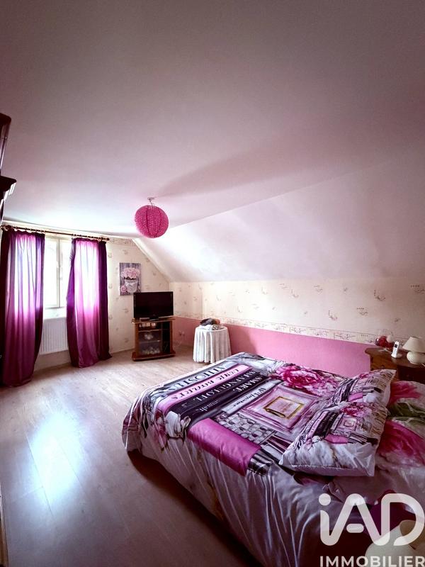 Maison - 161 m² - 7 pièces