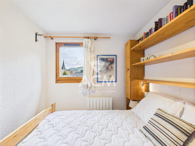 Appartement - 65 m² - 5 pièces