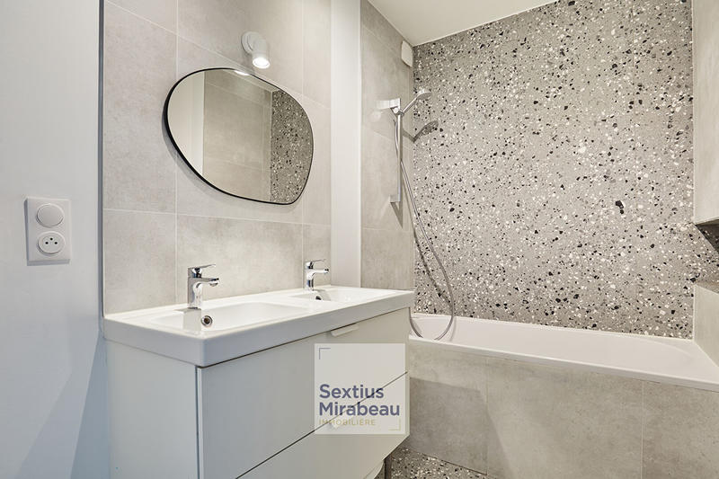 Appartement - 96 m² - 4 pièces