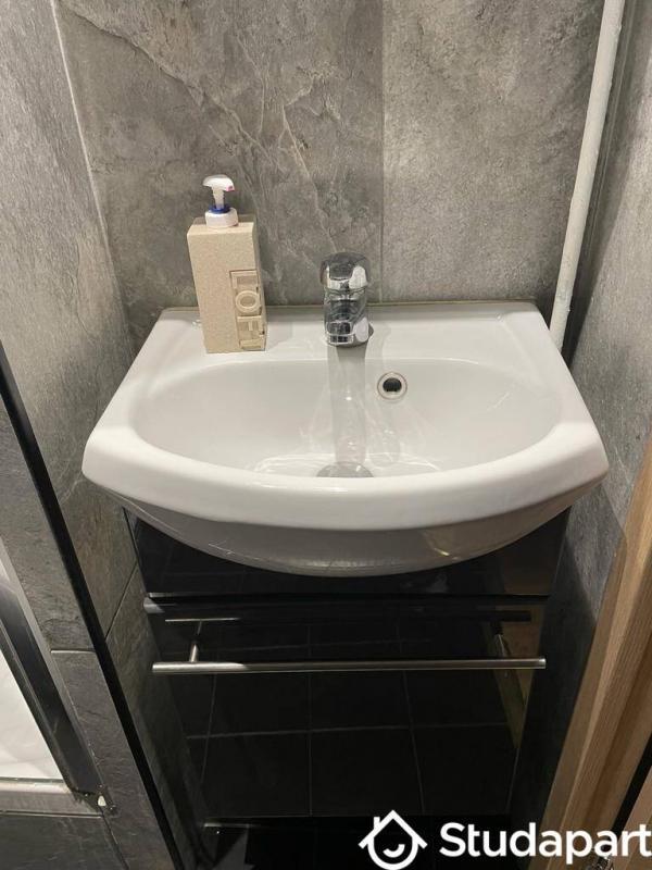 Chambre - 15 m² - 1 pièce