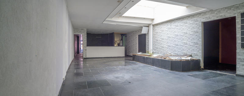 Local commercial - 499 m²