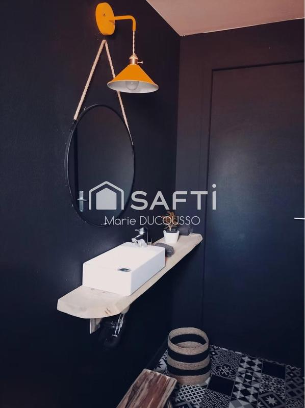 Maison - 140 m² - 5 pièces